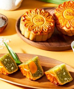 Bánh trung thu givral dừa lá dứa